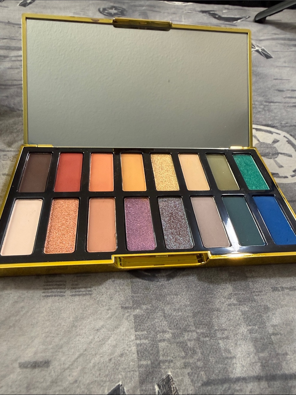 KAT VON D 10TH ANNIVERSARY PALLET EUC VEGAN - Picture 5 of 6